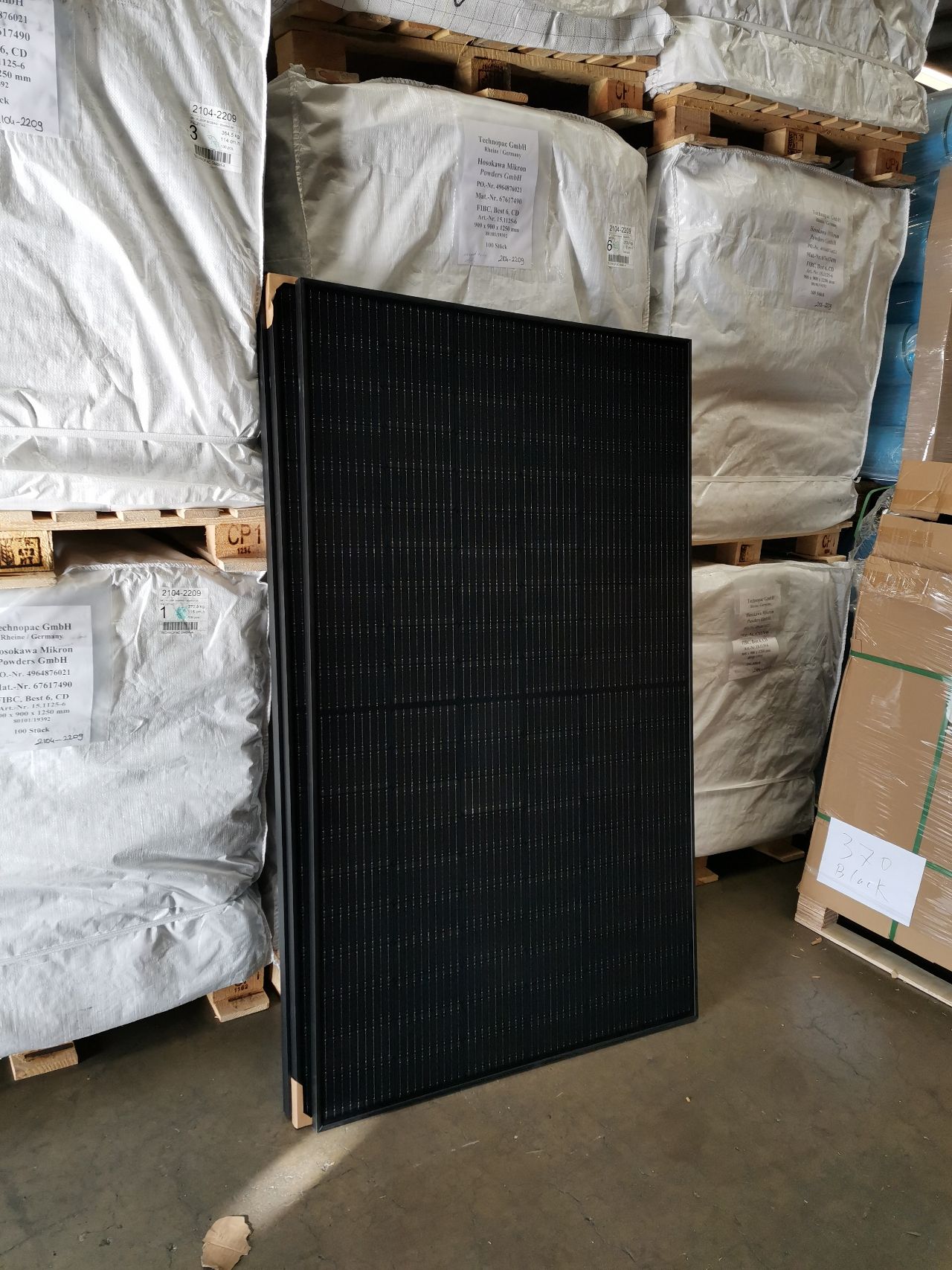 375W Full Black in stock ÄL23 Venlo-  EZ expressÜ-5928 RX Venlo Netherlands